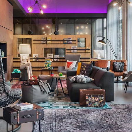 호텔 Moxy Frankfurt Airport 켈스테르바흐