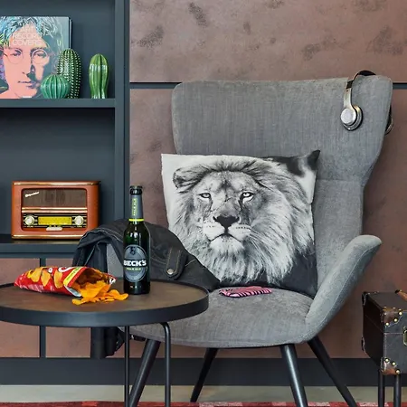 Moxy Frankfurt Airport 3* كلسترباخ