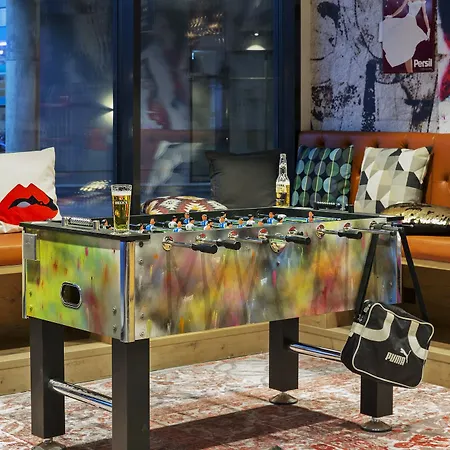 Moxy Frankfurt Airport