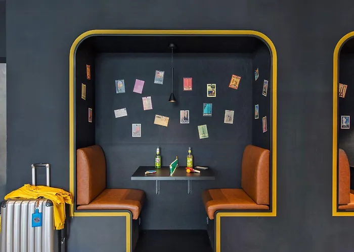 Moxy Frankfurt Airport Hotel