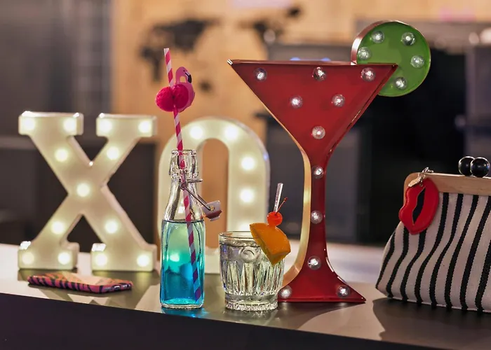 Moxy Frankfurt Airport Hotel 3*