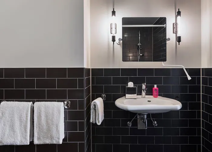 Moxy Frankfurt Airport 3* Kelsterbach