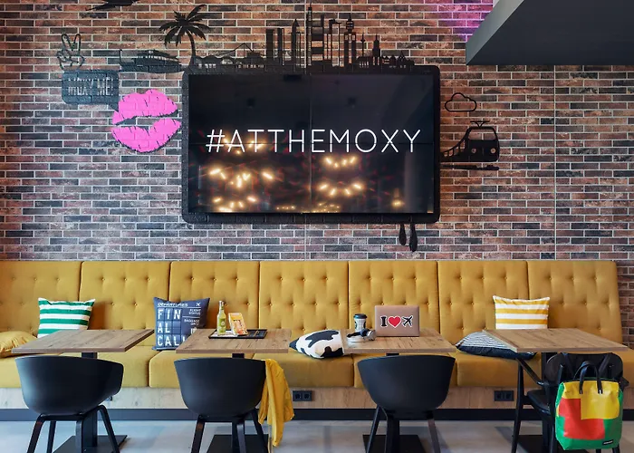 Moxy Frankfurt Airport Hotel Kelsterbach