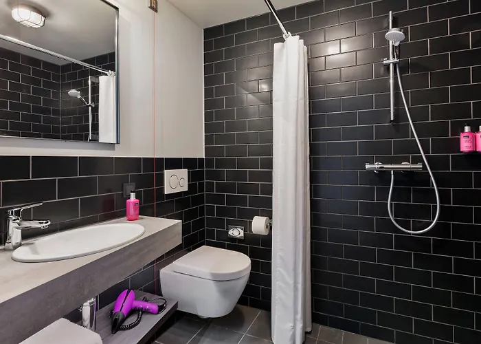 Moxy Frankfurt Airport